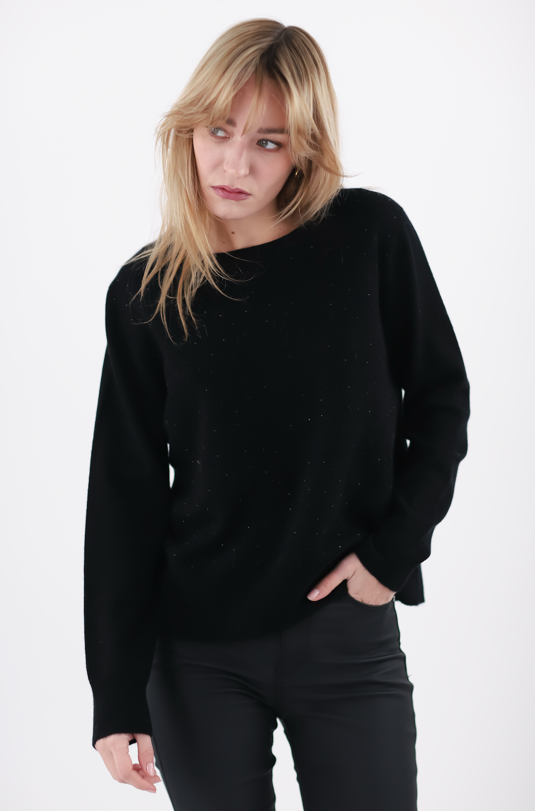 ESTHÈME Rhinestone Pullover - Black