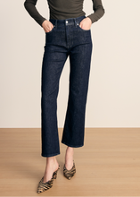 Load image into Gallery viewer, Veronica Beard Milla Straight-Leg Jean - Indigo Rinse