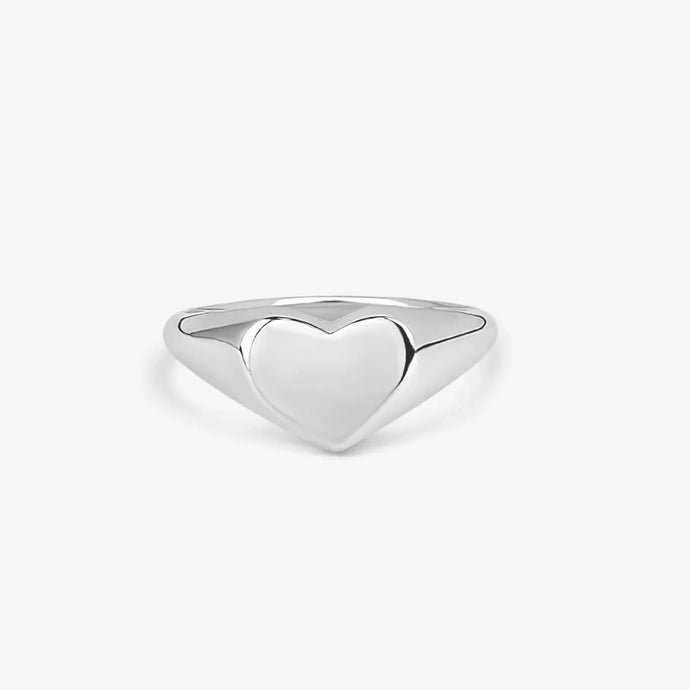 Shashi Heart Signet Ring - Silver