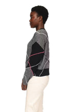 Load image into Gallery viewer, Brodie Highland Argyle Crew - White/Black