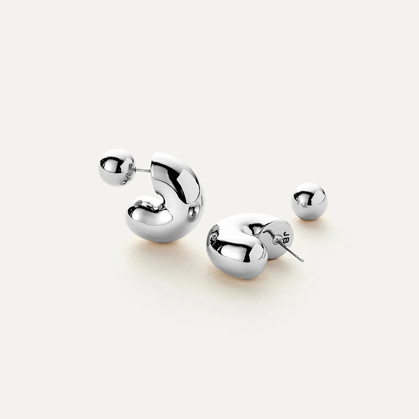 Jenny Bird Tome Hoop Earrings Medium - 2 Colors