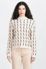 Load image into Gallery viewer, Jumper 1234 Aran Turtle Neck - 2 Colors