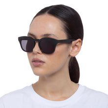Load image into Gallery viewer, Le Specs Trentadue - Scratched Black
