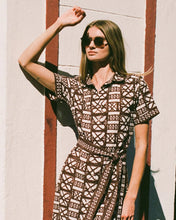 Load image into Gallery viewer, Omika Amira Shirtdress - Nari Cacao