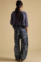 Load image into Gallery viewer, Soli Echo - Paisley Print Barrel Pants: BROWN / S