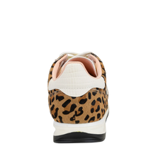 Load image into Gallery viewer, Back 70 Barkley Jogger - Leopard Camel White