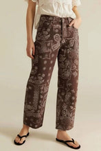 Load image into Gallery viewer, Soli Echo - Paisley Print Barrel Pants: BROWN / S