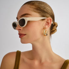 Load image into Gallery viewer, Le Specs Le Bijou - Milk