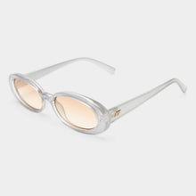 Load image into Gallery viewer, Le Specs Outta Love - Silver Pearl