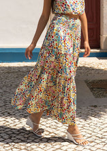 Load image into Gallery viewer, Change of Scenery Charlie Skirt - Wildflower Patch