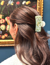 Load image into Gallery viewer, Ellipsis Goods Claw Clip - 7 Colors