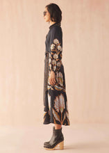 Load image into Gallery viewer, Omika Emery Maxi - Mattia Obsidian