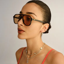 Load image into Gallery viewer, Le Specs Tragic Magic - Black Tan Tint