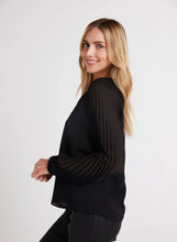 Load image into Gallery viewer, Bella Dahl Pleated Sleeve Raglan Pullover - Black