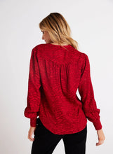 Load image into Gallery viewer, Bella Dahl Smocked Cuff Button Down - Garnet Red