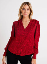 Load image into Gallery viewer, Bella Dahl Smocked Cuff Button Down - Garnet Red