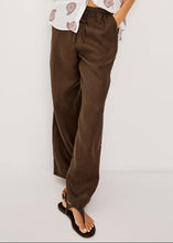 Load image into Gallery viewer, Rails Emmie Crop Pant - Espresso