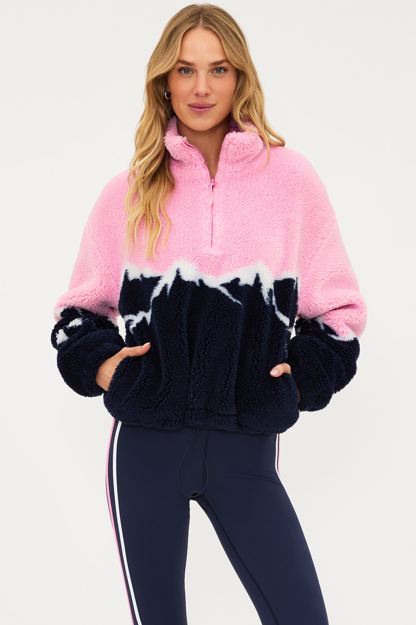 Beach Riot Leona Sherpa - Snowy Peaks