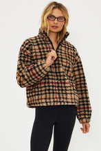 Load image into Gallery viewer, Beach Riot Leona Sherpa - Midnight Houndstooth