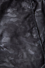 Load image into Gallery viewer, Flog Shely Jogger - Black Camo