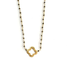 Load image into Gallery viewer, erin gray Pyrite Clover Short Necklace